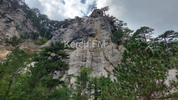 Новости » Общество: Керчане в день туризма посетили Ялту, ущелье Уч-Кош и Бирюзовое озеро