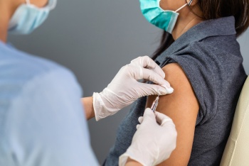 Новости » Общество: В Крыму вакцинировались от гриппа более полумиллиона человек