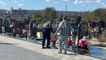 Новости » Общество: 5 лет со дня трагедии: в Керчи почтили память погибших в политехе