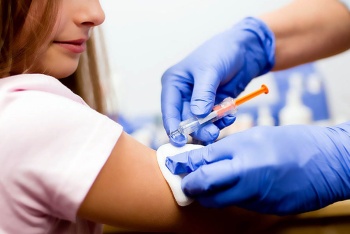 Свыше 700 тысяч крымчан сделали прививку от гриппа