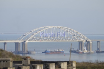 Новости » Общество: Мужчина, снявший на видео дымовую завесу на Крымском мосту, принёс извинения