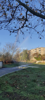 Новости » Общество: В Керчи бьет фонтан из трубы отопления