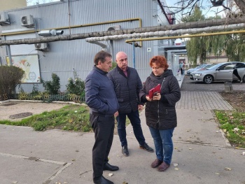 Новости » Общество: Председатель Совмина Крыма Гоцанюк пообщался с некоторыми жителями Керчи