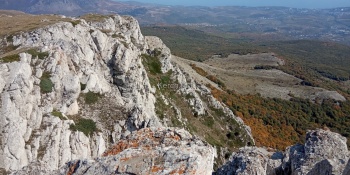 В горах Крыма спасли мужчину без сознания