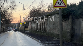 Новости » Общество: Осталось пару дней: успеют ли заасфальтировать тротуары на Чкалова?