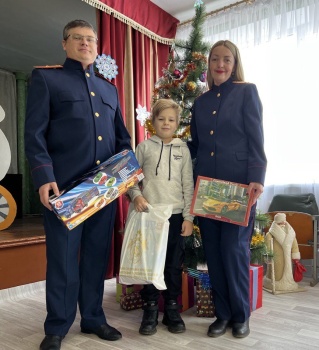 Новости » Общество: Крымский мальчишка и маму спас, и преступника помог найти