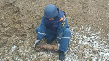 Новости » Общество: Взрывоопасные предметы времен Великой Отечественной войны обезвредили в Керчи