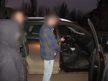 Новости » Криминал и ЧП: В Керчи полиция арестовала закладчика