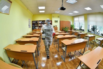 Новости » Общество: Одну из школ в Крыму полностью закрыли на карантин из-за гриппа и ОРВИ