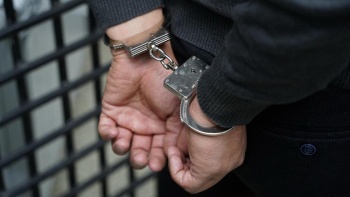 Новости » Криминал и ЧП: Двух жителей Крыма арестовали за покушение на сбыт крупной партии марихуаны