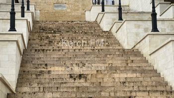 Новости » Общество: До Константиновской лестницы в Керчи никому нет дела