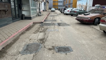 Аксенов раскритиковал качество ямочного ремонта и грейдирования дорог в Крыму