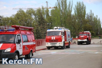 Новости » Общество: Более 100 единиц спецтехники для МЧС закупили в Крыму за 10 лет