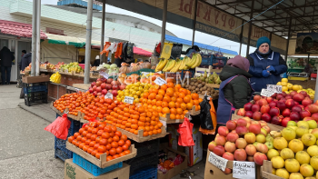 Новости » Общество: Обзор цен на овощи и фрукты на 17 февраля в Керчи