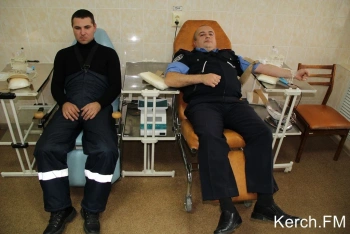 Новости » Общество: Керчан приглашают стать донорами