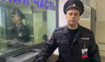 Новости » Общество: В Крыму участковый полиции спас жизнь пенсионерке
