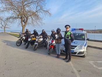 Новости » Общество: В Керчи полицейские провели акцию «Внимание мотоциклист!»