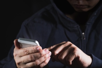 Новости » Общество: Телефонные мошенники представляются врачами – в МВД предупредили о новой схеме обмана
