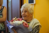 Новости » Общество: В Крыму проживает 289 долгожителей