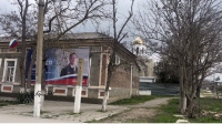 Новости » Общество: В Чурбаше под Керчью строят церковь со стороны запасного хода сельсовета