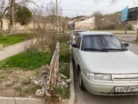 Новости » Общество: Ночью в Керчи упало дерево и повалило электроопору