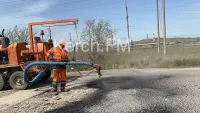 На Индустриальном шоссе приступили к ямочному ремонту