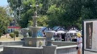 Новости » Общество: В центре Керчи больше недели не работает фонтан