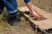 Новости » Общество: Жители Бондаренково во время прогулки нашли снаряд