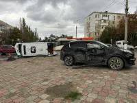 Пять человек пострадали в ДТП со скорой в Керчи